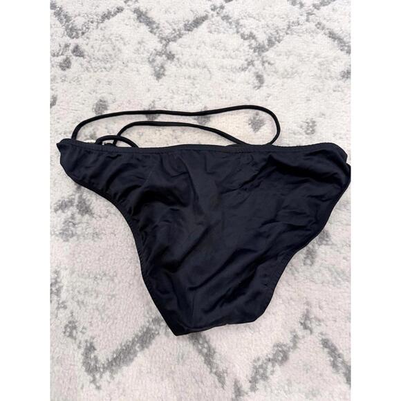 Venus black bikini bundle - Picture 8 of 12